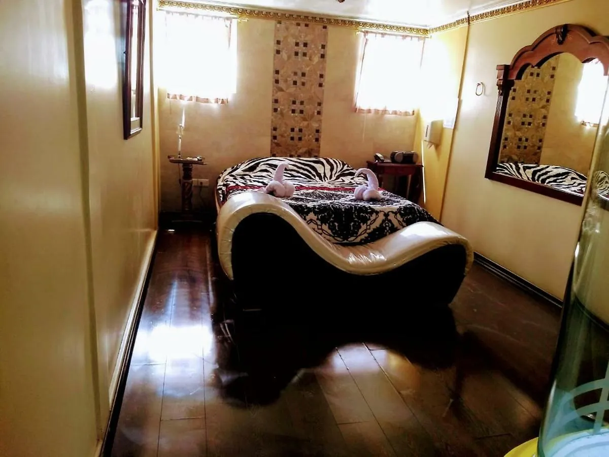 Hodinový hotel Hotel El Gran Marquez Quito