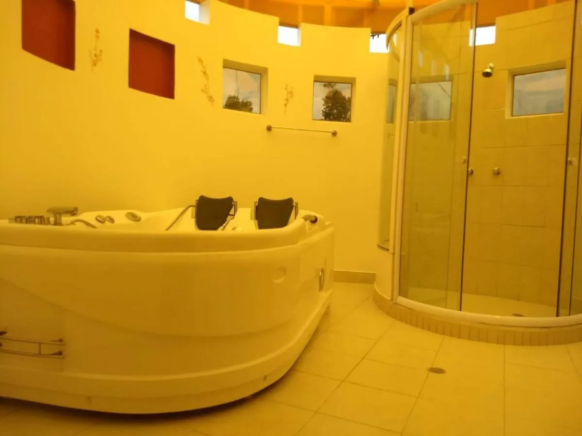 Hotel El Gran Marquez Quito 0*,  Ekvádor